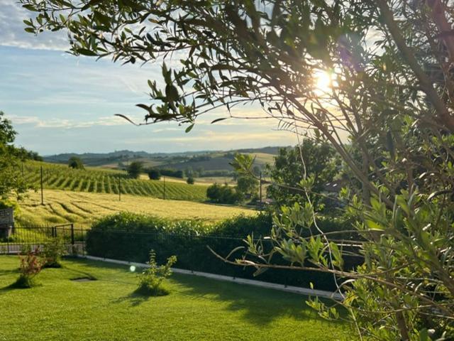 Ermitage La Suite-Hermitage Al Tramonto-Hermitage Tra Le Vigne Cioccaro Di Penango Exterior photo